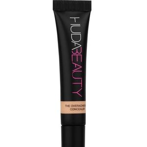 Huda Beauty The Overachiever Concealer